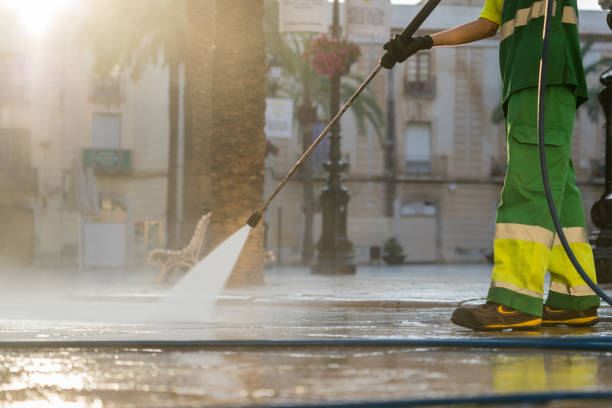 Best Pool Deck Cleaning  in Heeia, HI